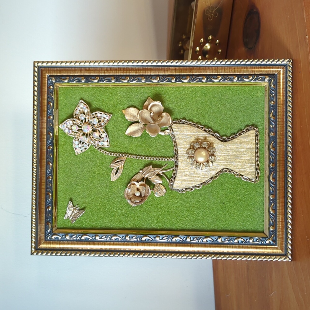 Vintage JEWELRY ART Handmade 5x7